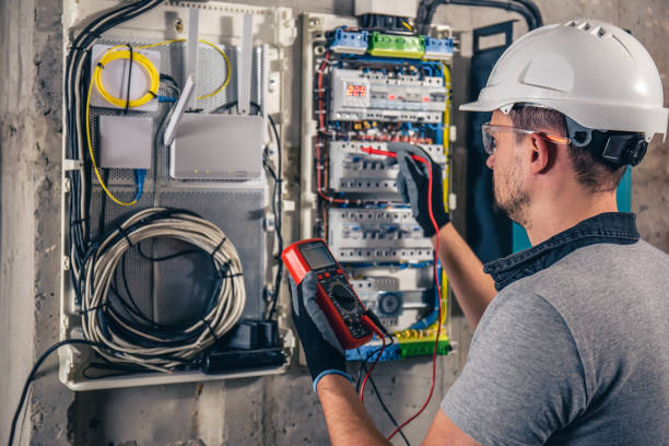 Best Local Electrician Companies  in Tipton, MO